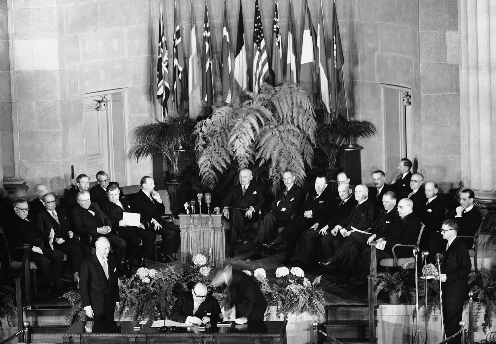 1949: The North Atlantic Treaty